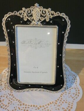Belle Maison Glam Fancy Elegant 4 x 6 Austrain Crystals Frame
